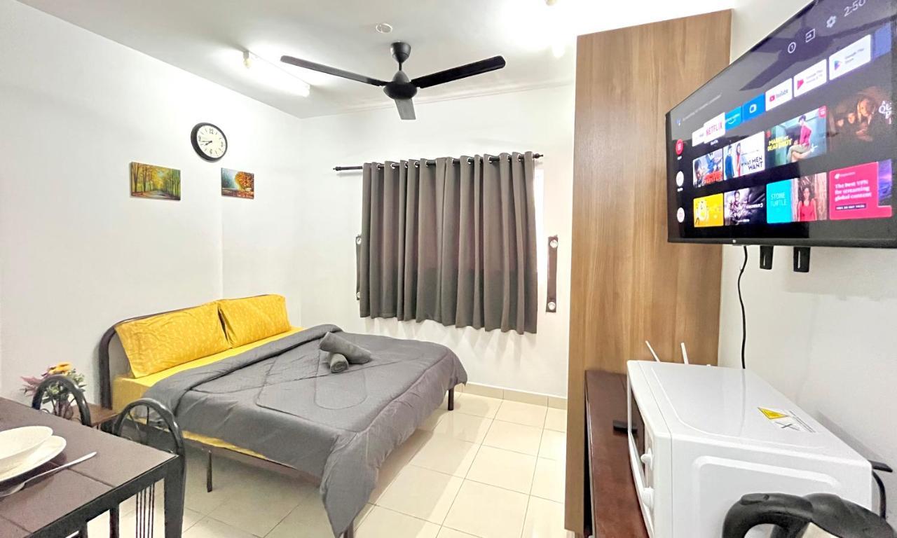 Alanis Studio Suite {Shortstay} Sepang Dış mekan fotoğraf